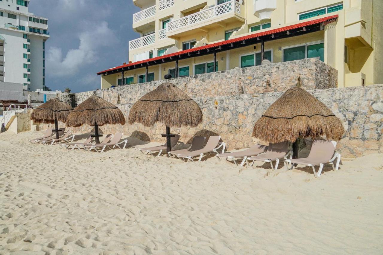 Cancun Plaza Sea View Exterior photo
