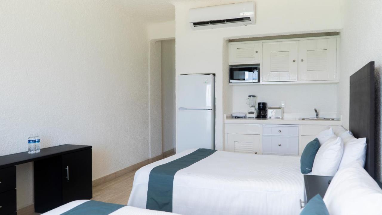 Cancun Plaza Sea View Exterior photo